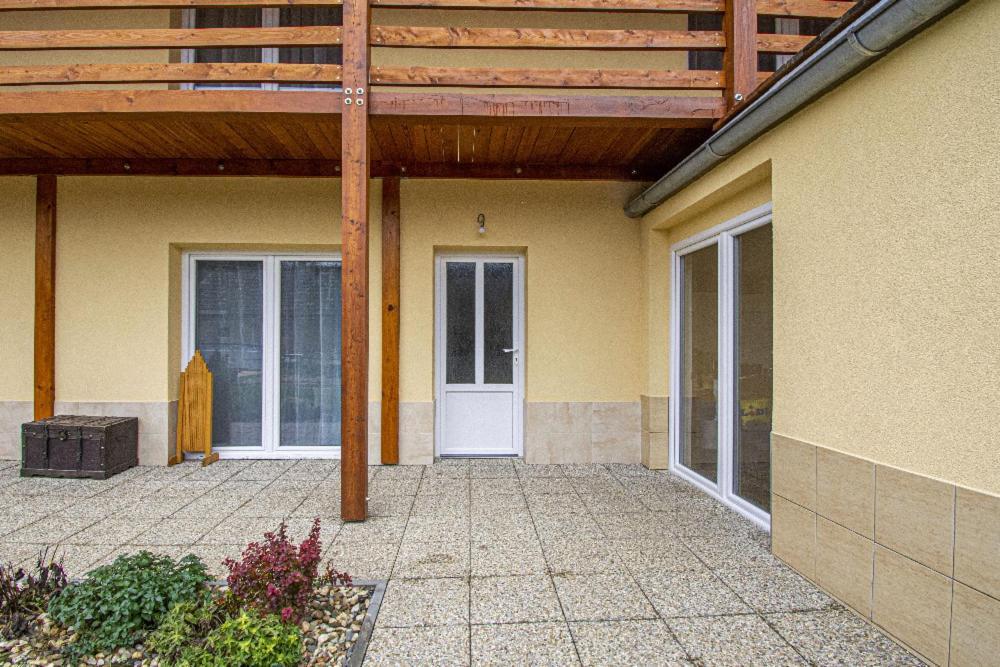 Apartman 2Kk Zlamanka Kroměříž Dış mekan fotoğraf